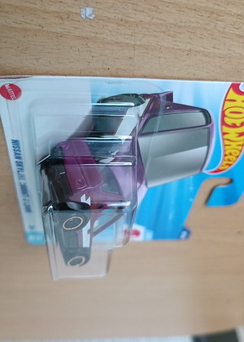 Beden Mor Hot Wheels Nissan Skyline 2000GT-R Oyuncak Araba