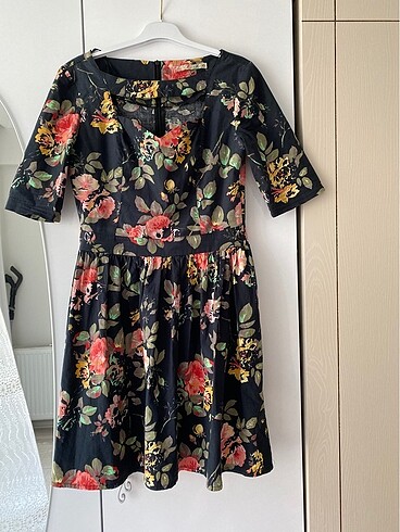 çiçekli mini elbise