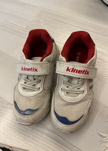 27 Beden beyaz Renk Erkek Çocuk Renkli Baskılı Cırtlı Spor Ayakkabı