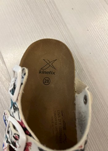Kinetix Beyaz Baskılı Kadın Dolgu Topuk Terlik