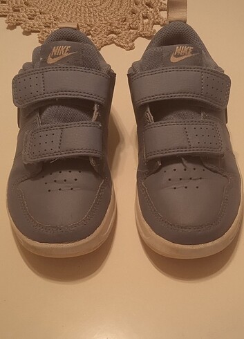 Orijinal Nike Spor ayakkabı 29,5 numara