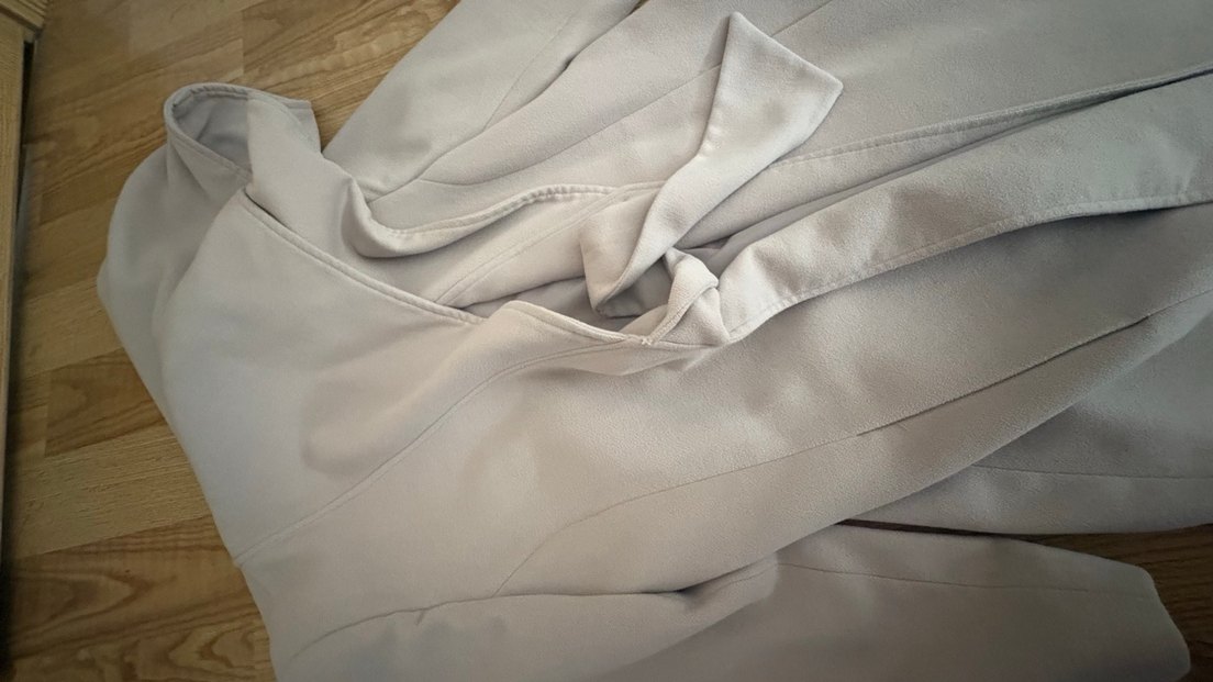 Bej Renkli kaban - Görsel 4