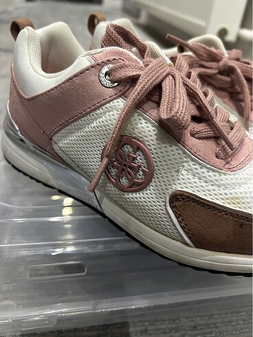 Guess Guess ayakkabı
