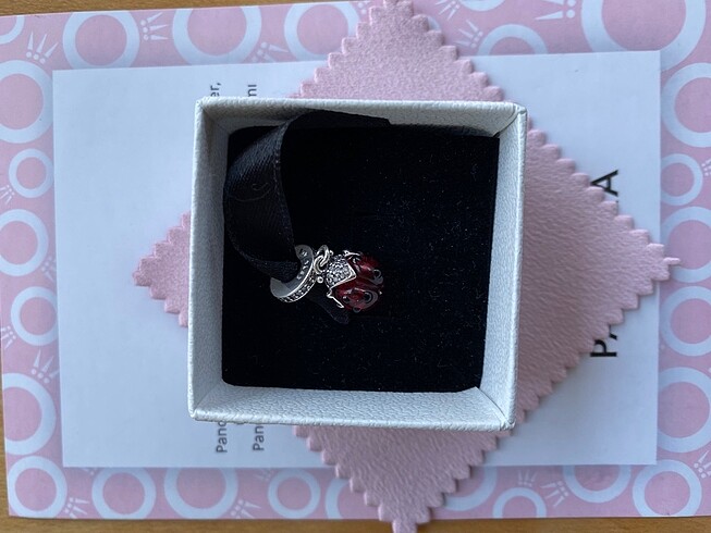 Pandora Uğurböceği Charm