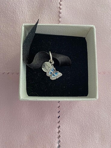  Beden SALLANTILI KELEBEK CHARM