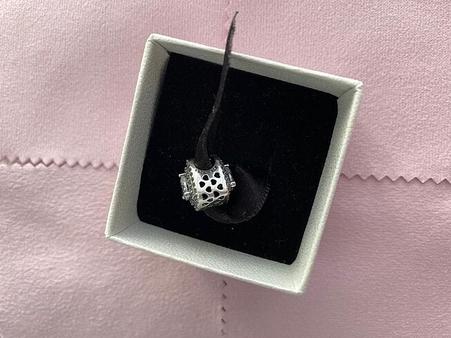 Pandora TAŞ KALP CHARM