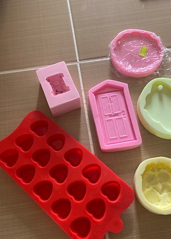 Tupperware Renkli Silikon Kek Kalıpları Seti