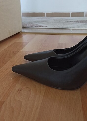 37 Beden Stiletto ayakkabı