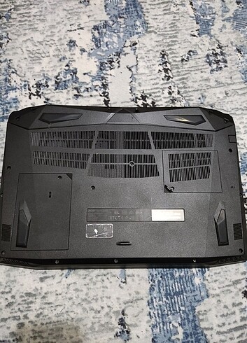 Beden Acer nitro gaming laptop