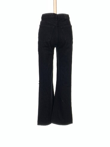 36 Beden Bershka Jean / Kot %70 İndirimli.