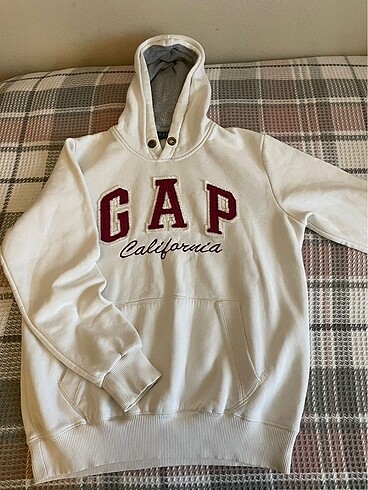 gap sweatshirt