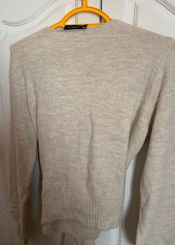 V Yaka Bağlamalı Bej Triko Kazak - Görsel 3