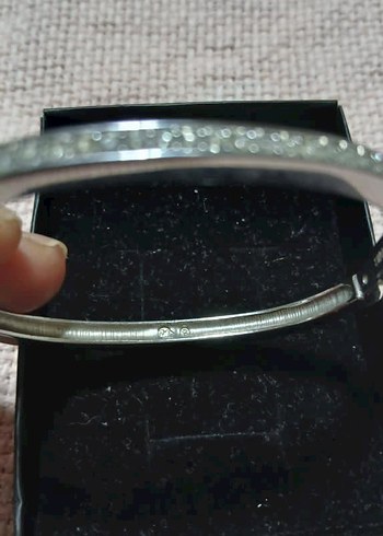 Gri Minimalist YDesenli Tokalı Bilezik - Görsel 4