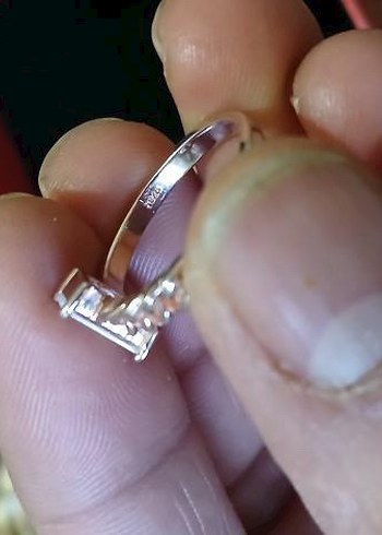 Altın Renkli Kadın Yüzük Parlak Taşlı - Görsel 3