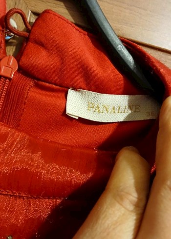 Saten Görünümlü Kırmızı Uzun Kollu Uzun Elbise - Görsel 8