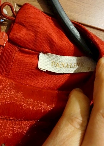 Saten Görünümlü Kırmızı Uzun Kollu Uzun Elbise - Görsel 9