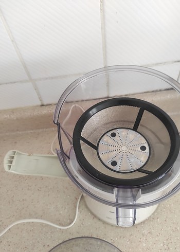 Arçelik Beyaz ve Gri Elektrikli Meyve Sıkacağı