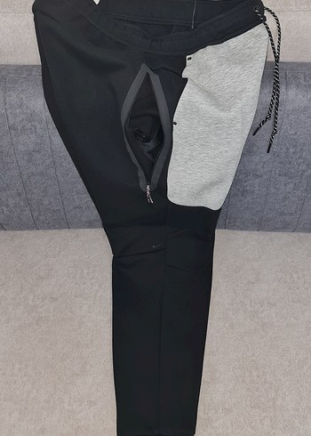 Nike Tech Fleece HV0959-011 Eşofman Altı - Görsel 8