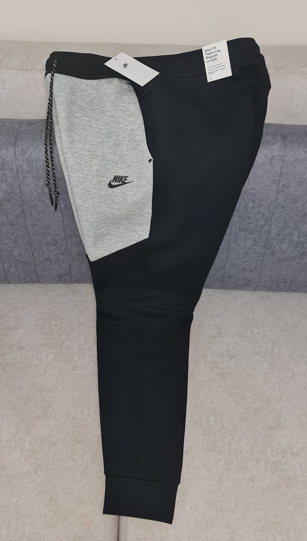 Nike Tech Fleece HV0959-011 Eşofman Altı - Görsel 3