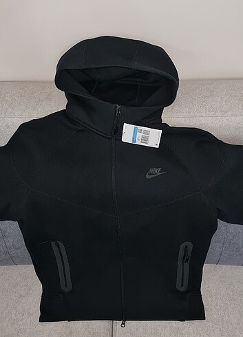 Nike Tech Fleece Ceket FB7921-010