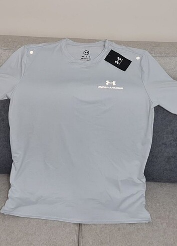 Under Armour Rush Energy Tişört