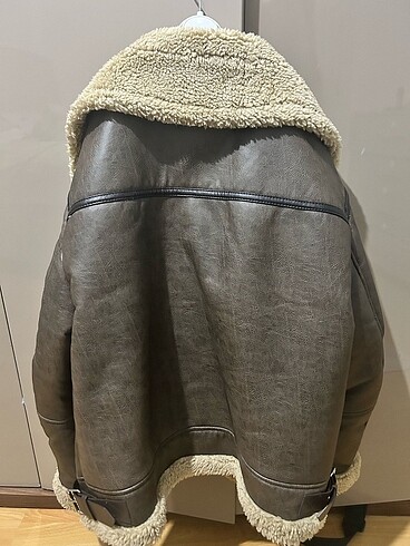 l Beden kahverengi Renk Bershka Deri Ceket/Mont Kahverengi