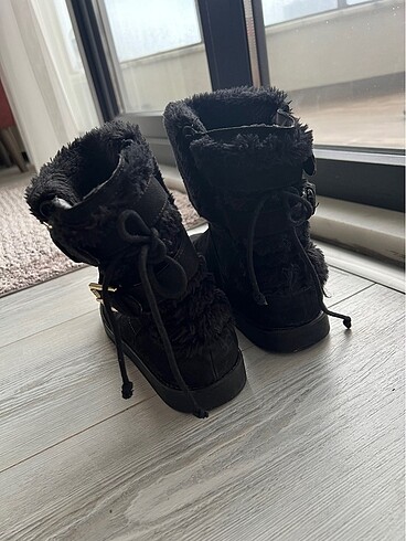 36 Beden siyah Renk Kışlık siyah bot