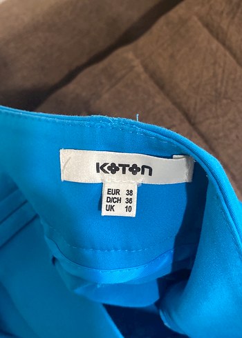 Kadın Mavi Kemerli Normal Kesim Kumaş Pantolon - Görsel 3