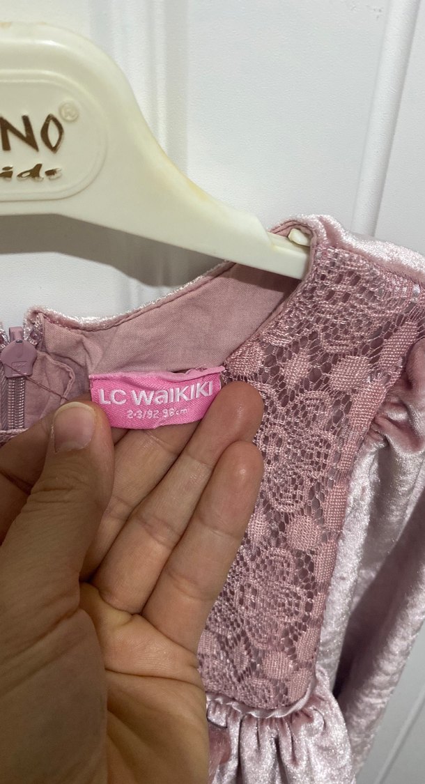 Dantel Detaylı Pembe Kadife Kız Çocuk Elbise - Görsel 3