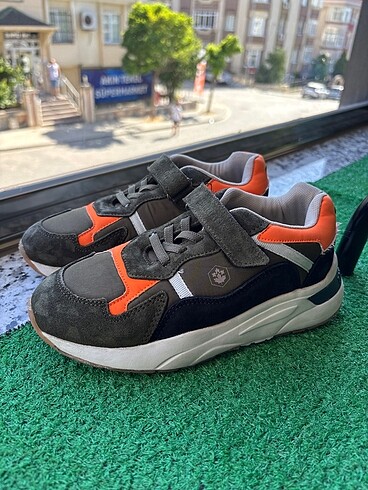 Erkek Çocuk Spor Ayakkabı