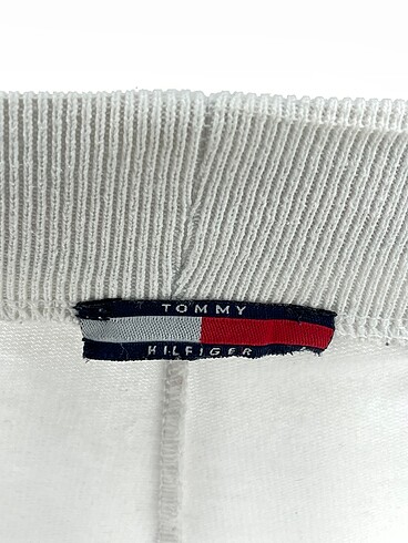 Tommy Hilfiger Bermuda / Kapri %70 İndirimli. - Görsel 4