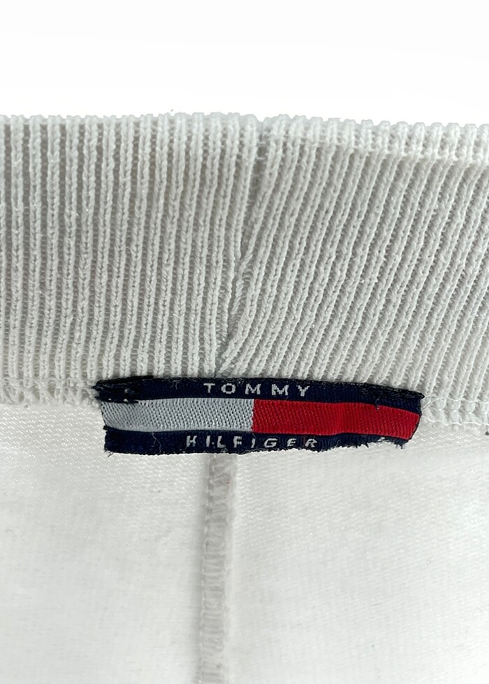 Tommy Hilfiger Bermuda / Kapri %70 İndirimli. - Görsel 4