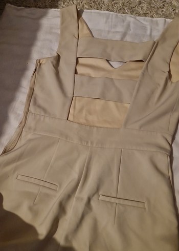 Bej V Yaka Kolsuz Kadın Tulum - Görsel 5