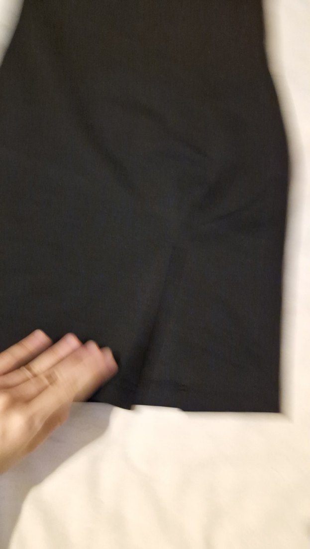 Siyah V Yakalı Kolsuz Kalem Elbise - Görsel 4