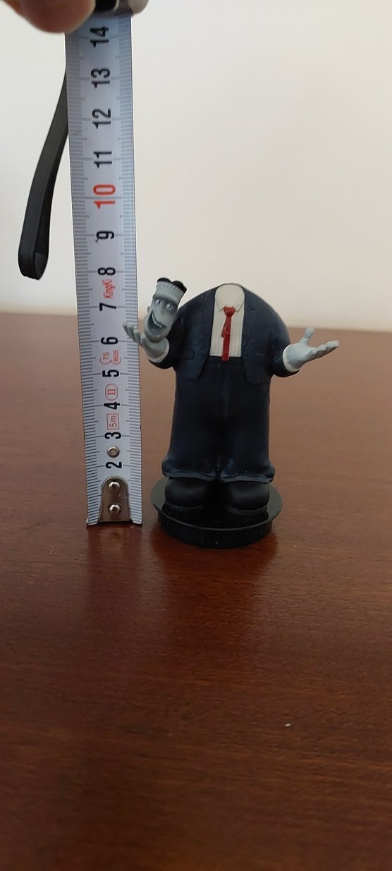 Frankenstein karakterinin orijinal figürü.. - Görsel 3