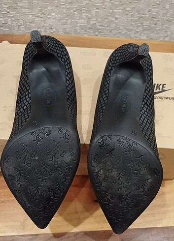 Deichmann Graceland siyah topuklu ayakkabı