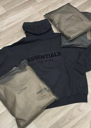 Diğer Essentials Siyah Kapusonlu Sweatshirt