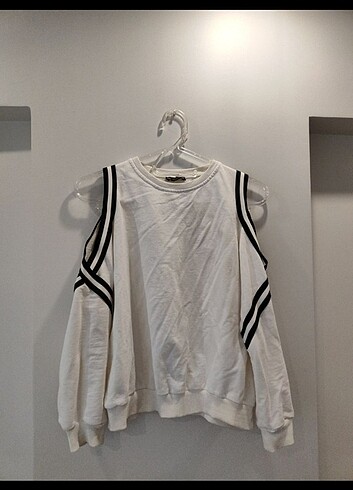 Omzu açık sweatshirt 