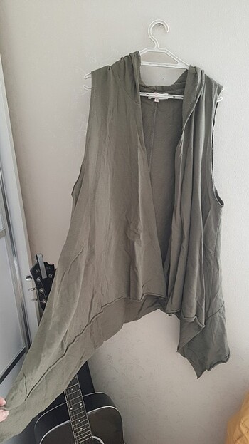 Koton Bohem tarz kapşonlu kolsuz hırka/sweat