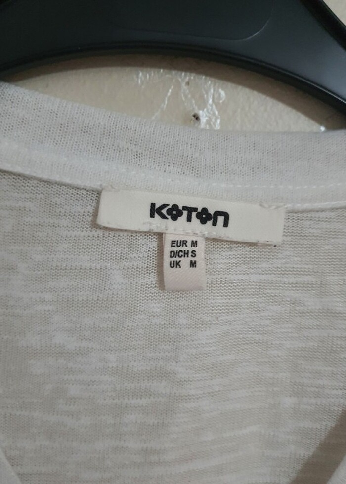 Beyaz kadın tşört - Görsel 3