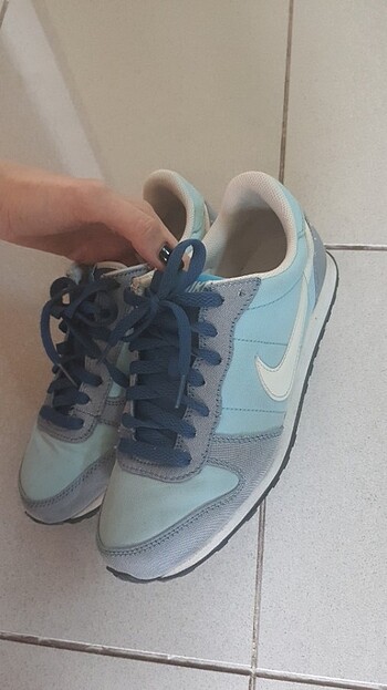 40 Beden Nike spor ayakkabı
