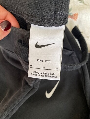 m Beden nike esofman