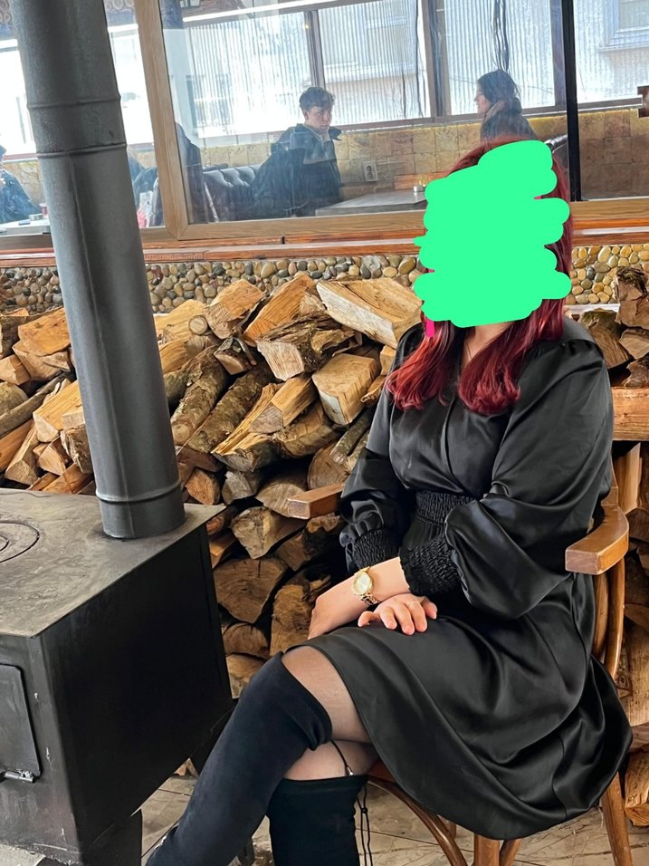 Siyah V Yakalı Uzun Kollu Midi Elbise - Görsel 3