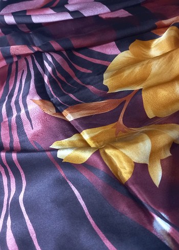 Bordo İpek Görünümlü Kadın Fular - Görsel 2