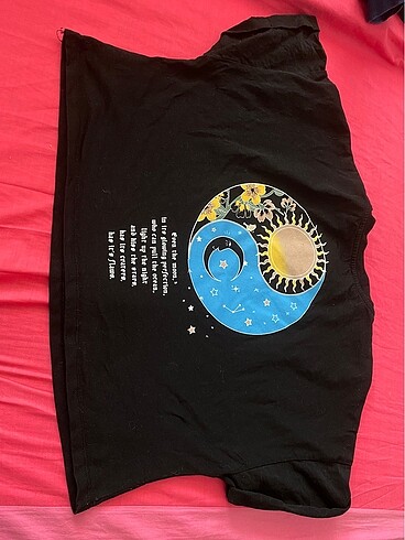 Ay-Güneş Baskılı Siyah Tshirt