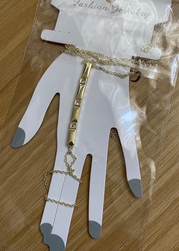 Zincir Detaylı Altın Renk Kadın El Zinciri - Görsel 2