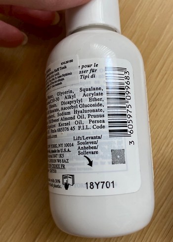 Kiehl's kadın Cilt Bakım Seti - Görsel 3