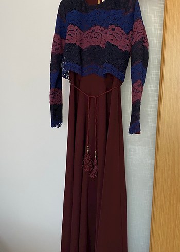 Abiye Dantel Detaylı Bohem Uzun Bordo Elbise