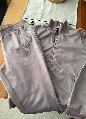 Guess eşofman takım