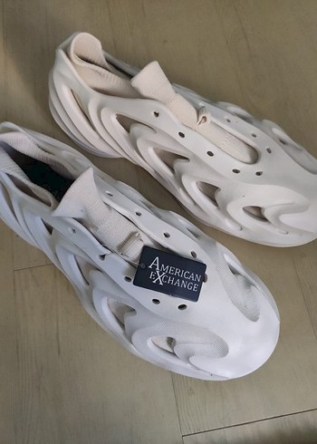 Beyaz Erkek Su Ayakkabısı, Sokak Stili - Görsel 4
